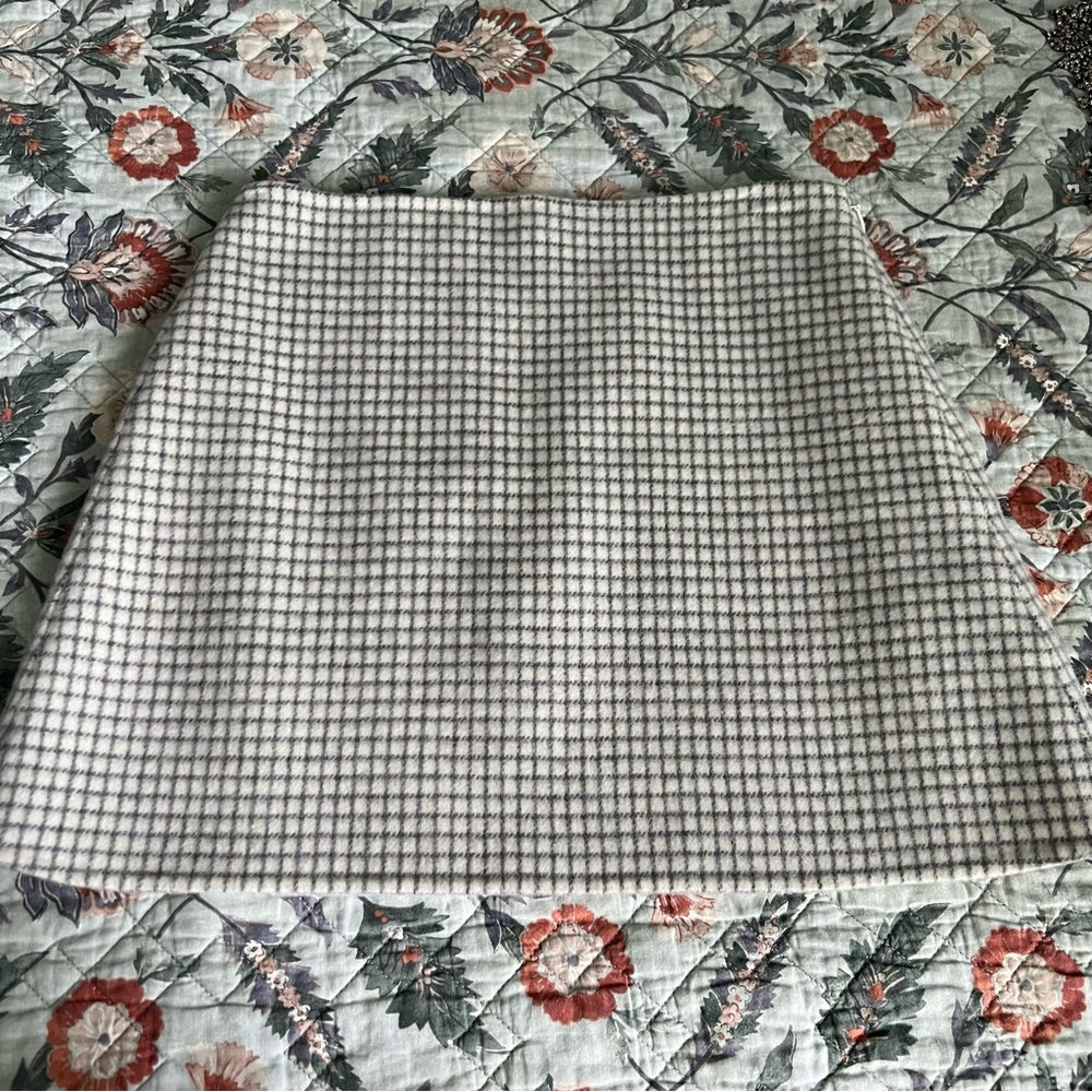 Theory Gray Checkered A-Line Skirt 100% wool